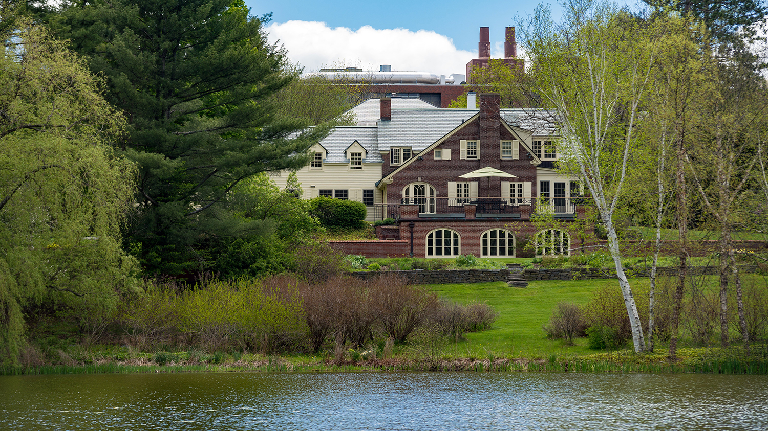 Montgomery House Exterior