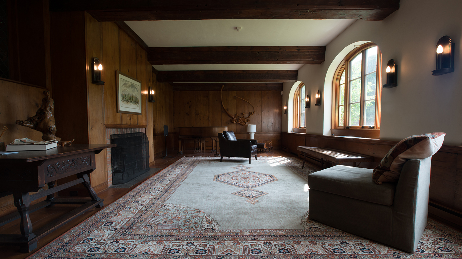 Montgomery House upstairs lounge