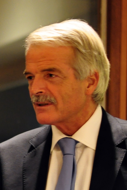 Sir Malcom Grant