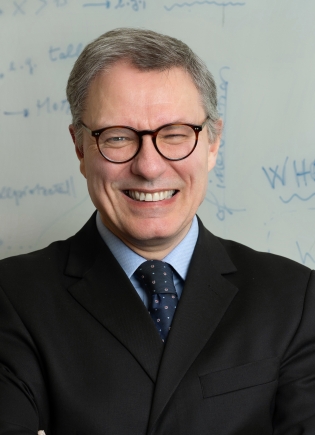 Luciano Floridi