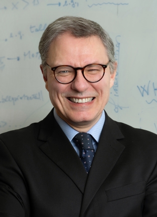 Luciano Floridi
